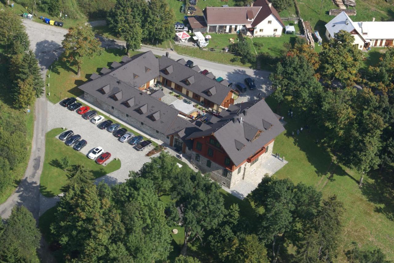Hotel Svaty Tomas Přední Výtoň Екстериор снимка